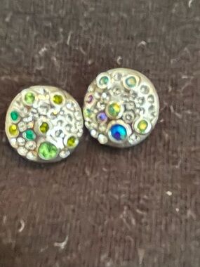 Crystal Accent Round Original Dots in Green and Multi